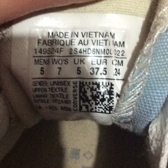 Blue converse - Picture 5 of 5